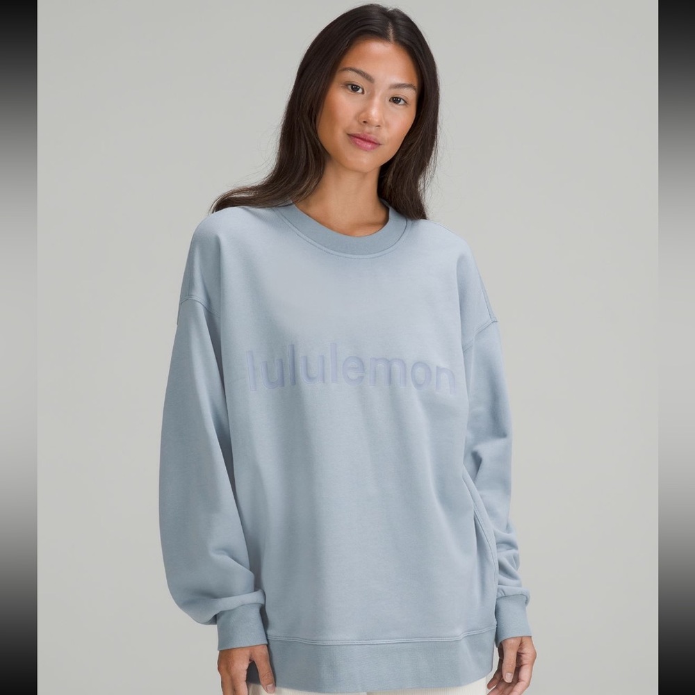 Brand new lululemon crew!